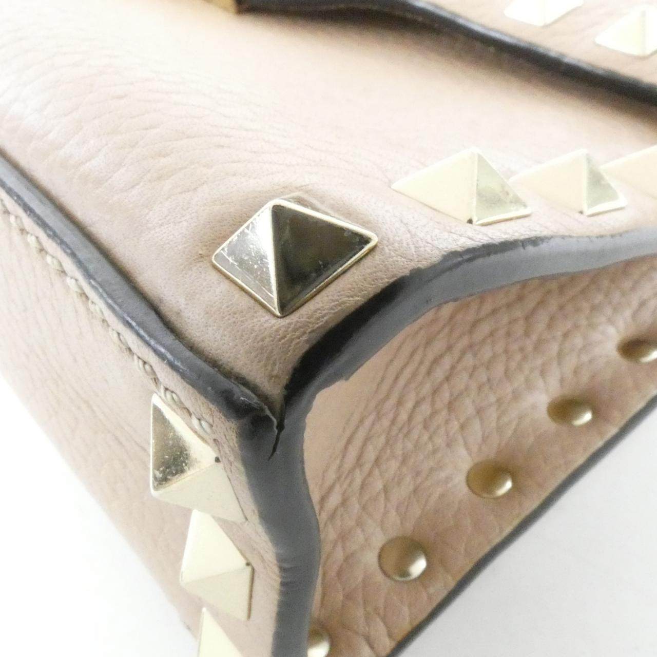 ヴァレンティノガラヴァーニ レザーショルダーバッグ