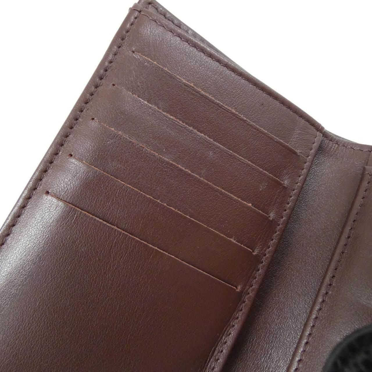 シャネル タイムレスクラシック キャビアスキン 財布