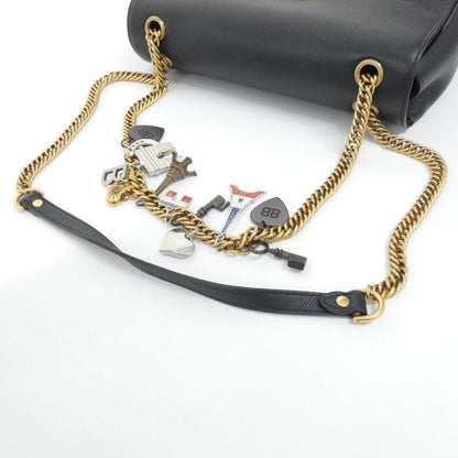 バレンシアガ BB ROUND CHARMS レザーショルダーバッグ