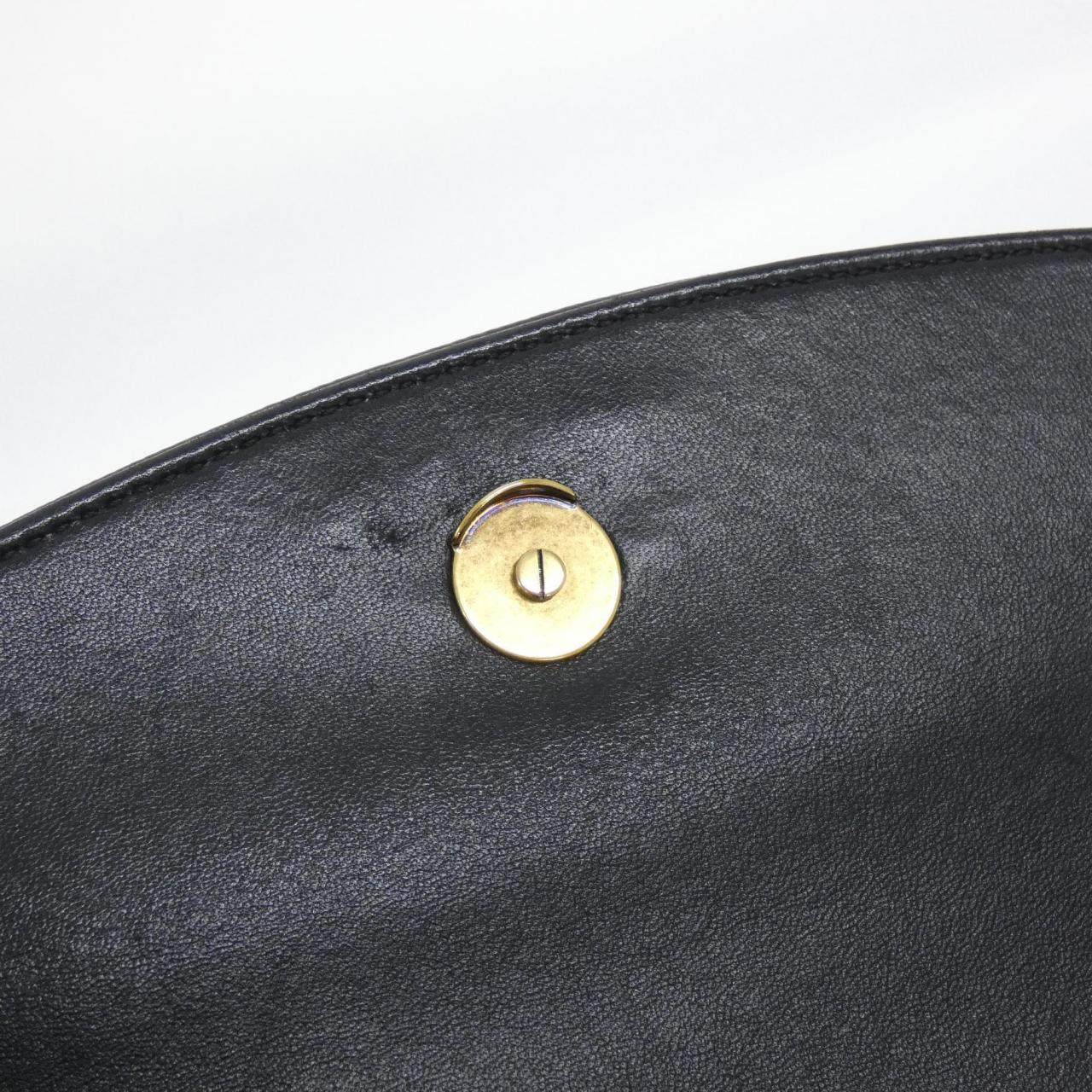 バレンシアガ BB ROUND CHARMS レザーショルダーバッグ
