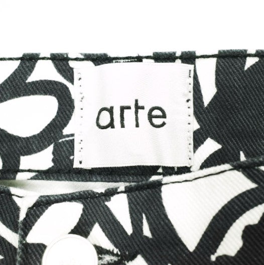 アルテアントワープ Flowers Allover Print コットンパンツ