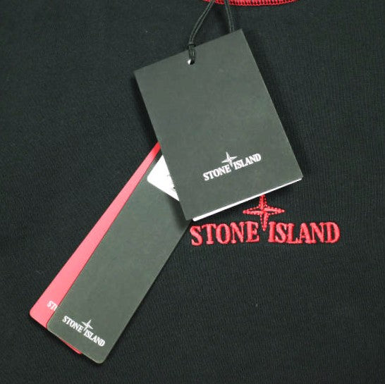 ストーンアイランド Year of the Snake '025 COTTON FLEECE スウェットシャツ