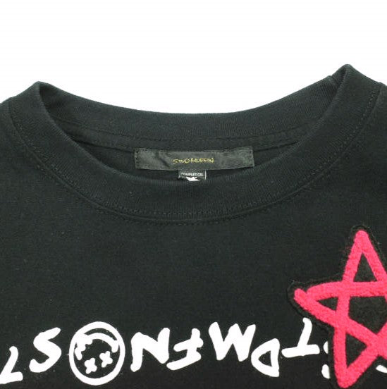 スタッドマフィン グラフィティーサガラ コットン長袖Tシャツ