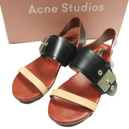 アクネストゥディオズ Ade レザーサンダル