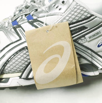 アシックス×INVINCIBLE GEL-NIMBUS 10.1 スニーカー 限定
