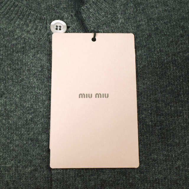 ミュウミュウ バージンウールカーディガン