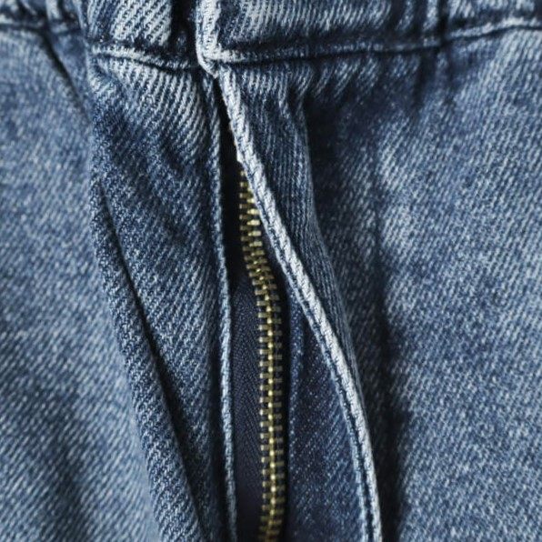 ビーオムニボー デニムペインターショーツ