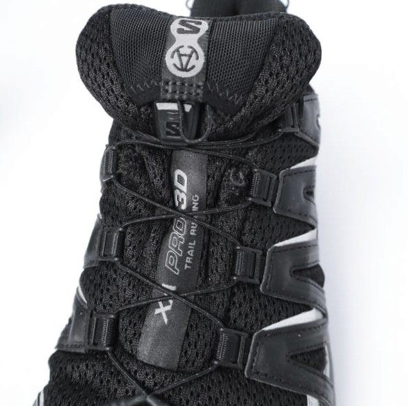 サロモン スラムジャム XA PRO 3D GORE TEX スニーカー 限定