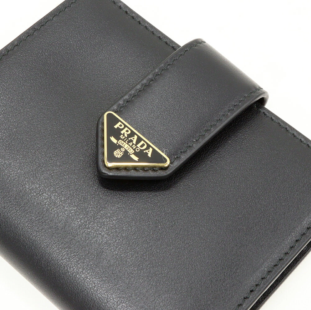 プラダ カーフレザー 二つ折り財布