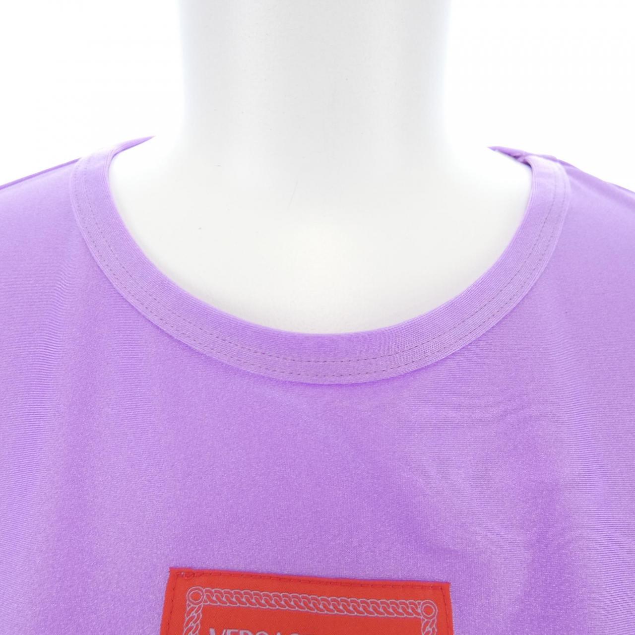 ヴェルサーチェジーンズ Tシャツ