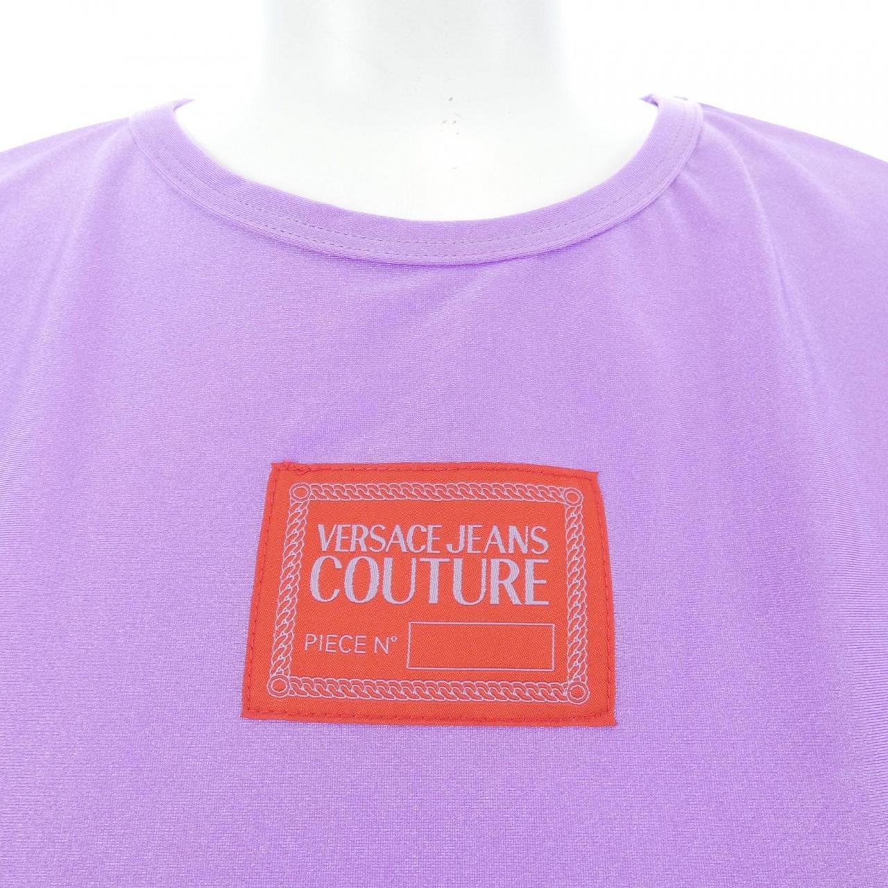 ヴェルサーチェジーンズ Tシャツ