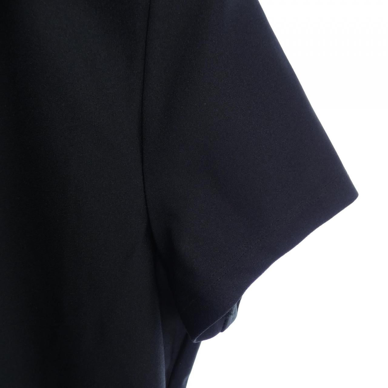 ヴェルサーチェジーンズ Tシャツ