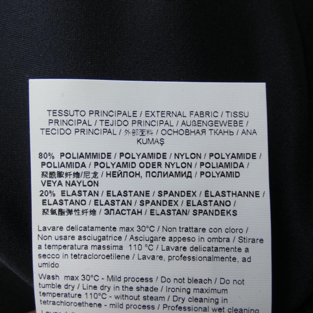 ヴェルサーチェジーンズ コットンTシャツ