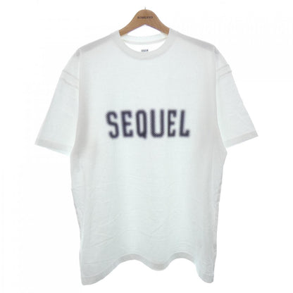 シークエル コットンTシャツ