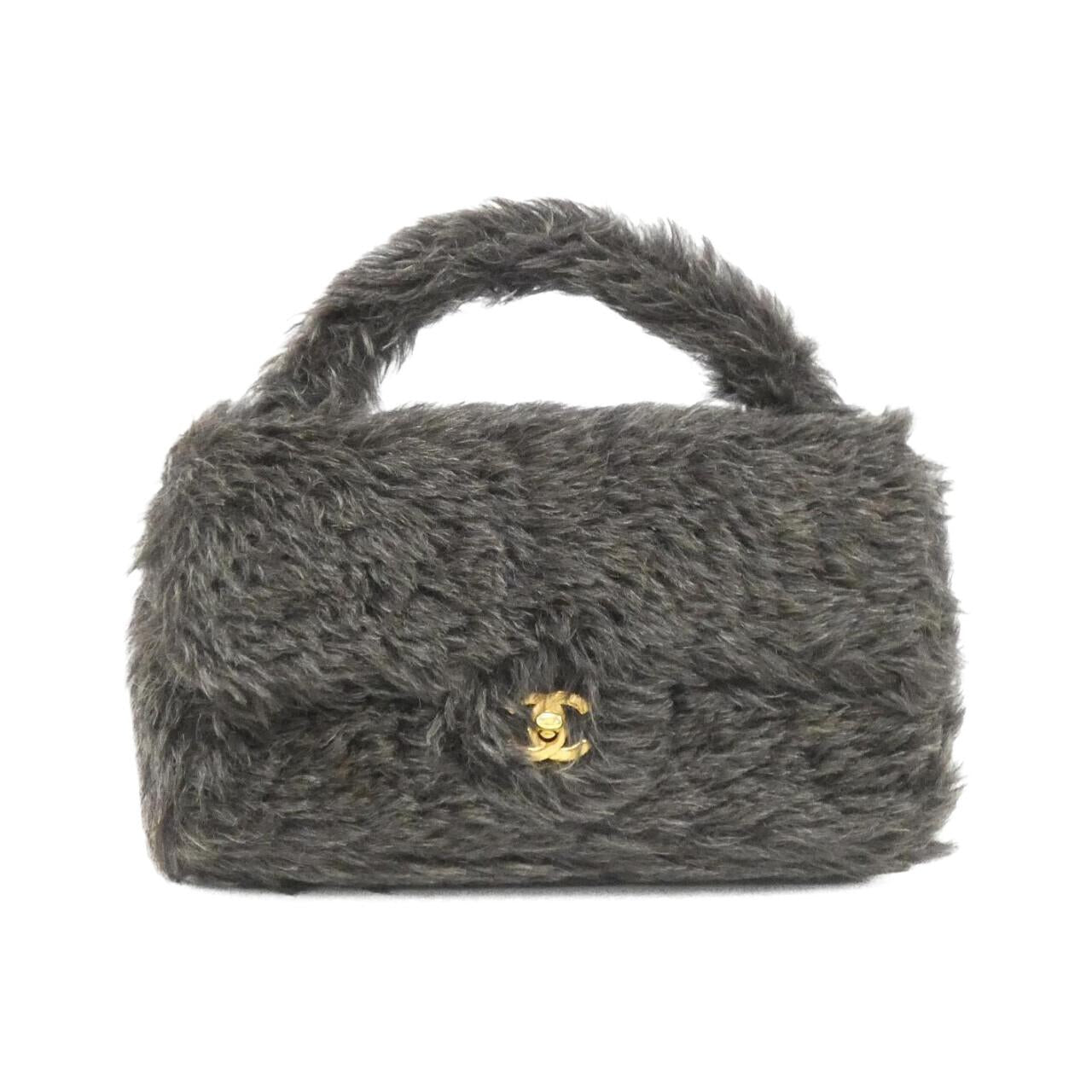シャネル フェイク ファー バッグ