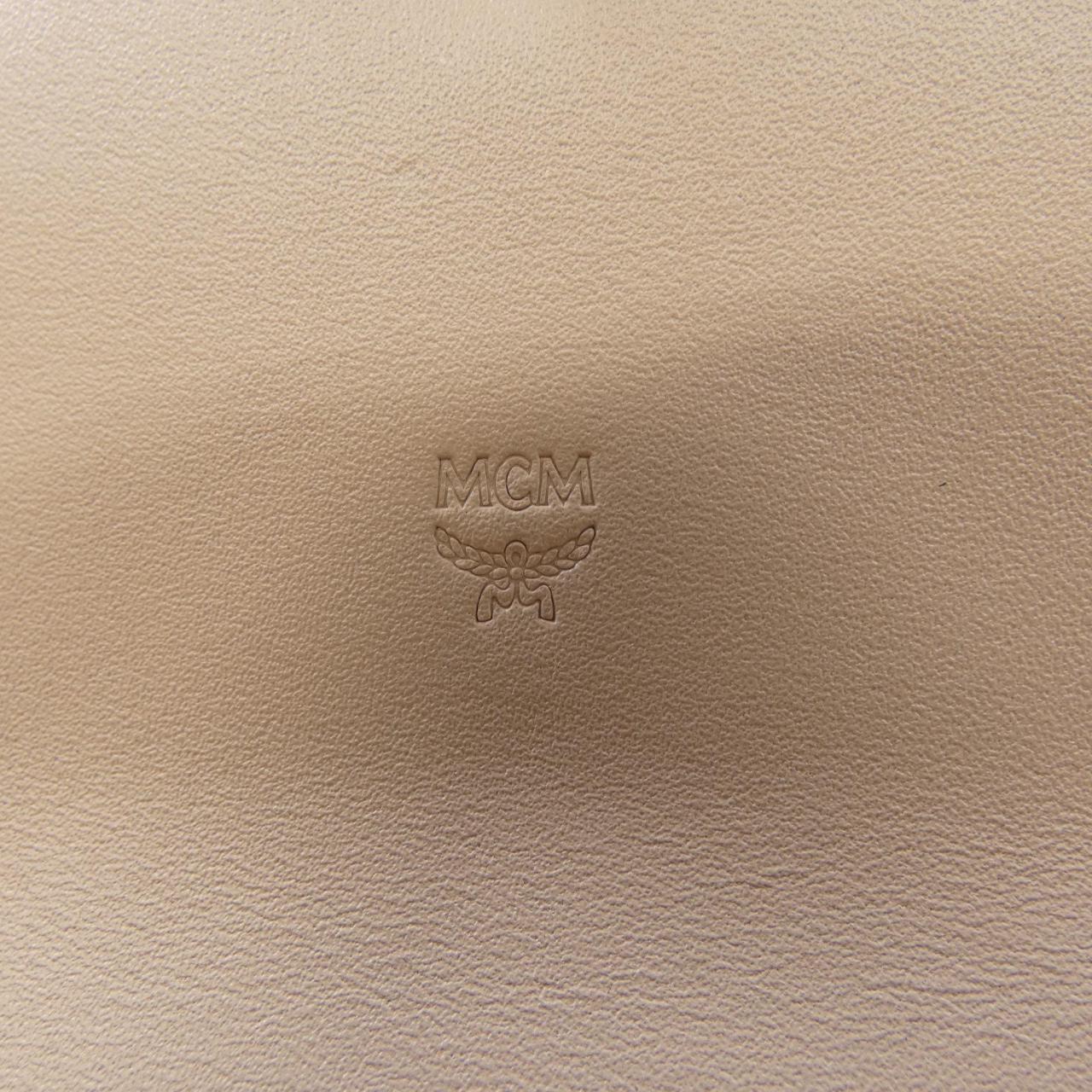 MCM MYL9ALV01 QD ウォレット