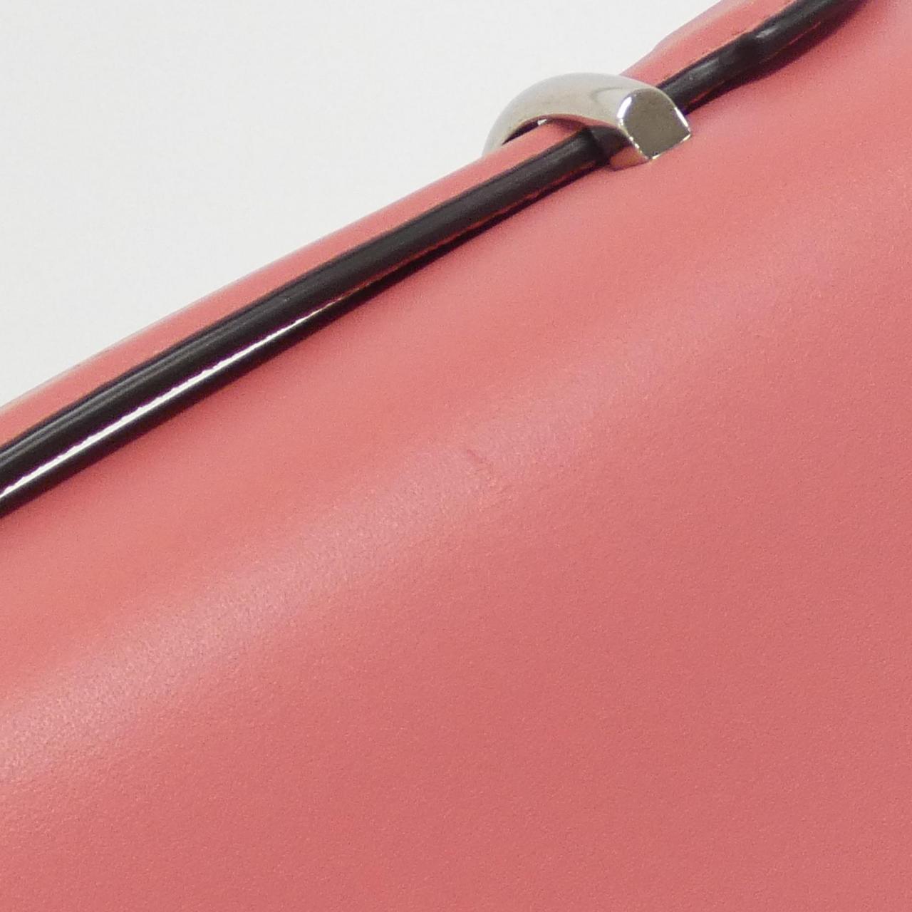グッチ PETITE GG レザーショルダーバッグ