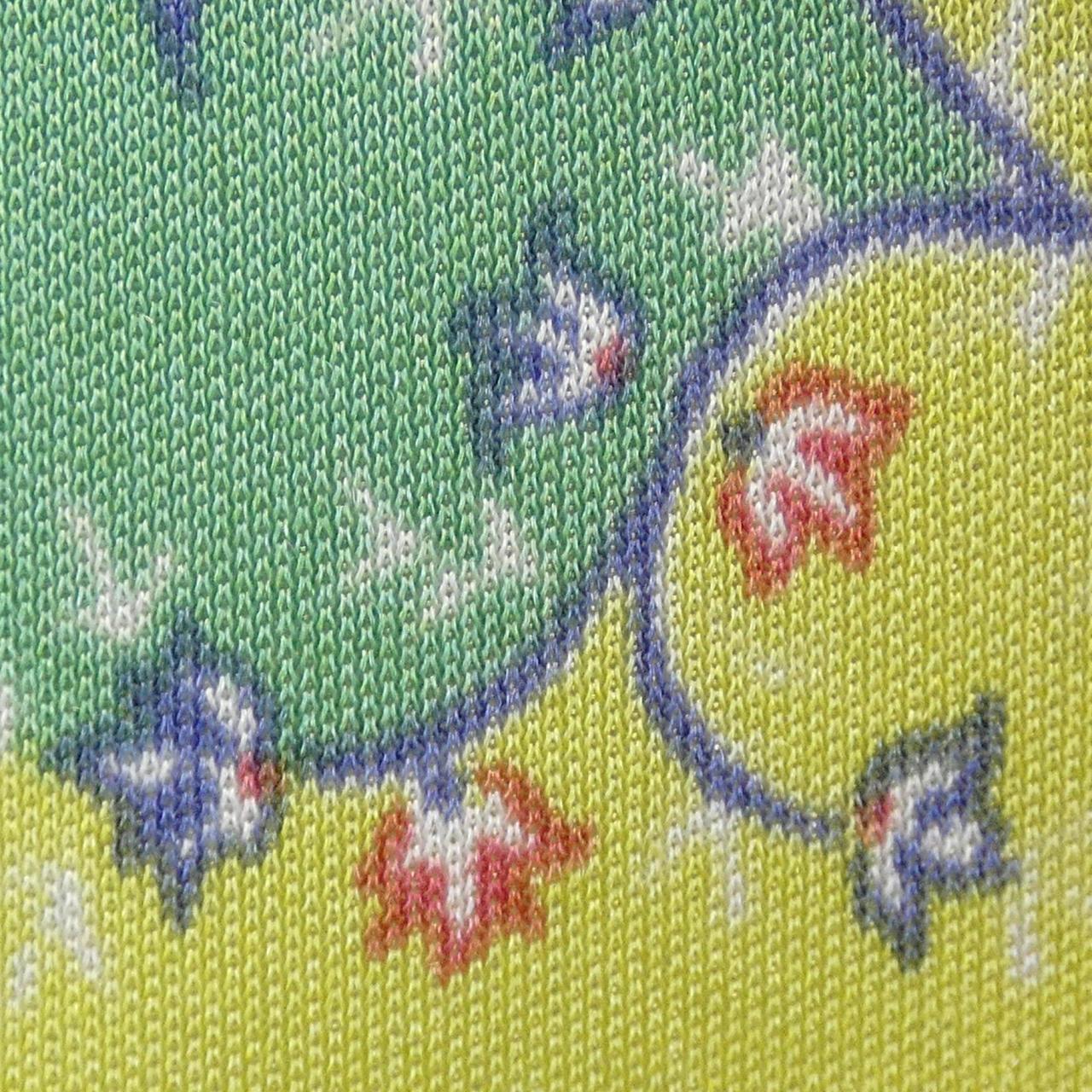 エトロトップス