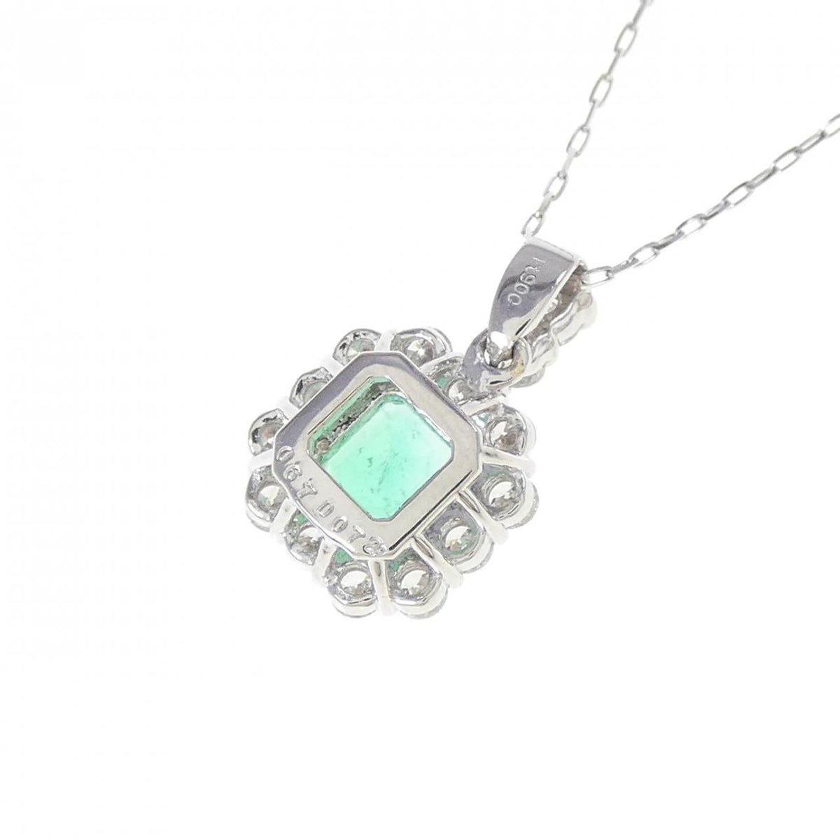 Pt900エメラルドダイヤモンドネックレス