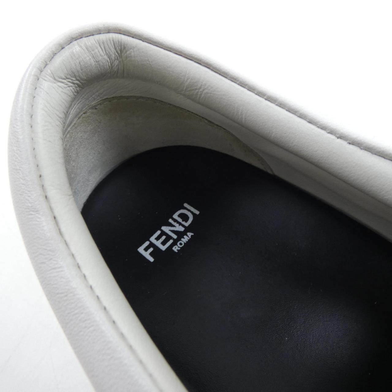 フェンディ KARL LOVER スニーカー
