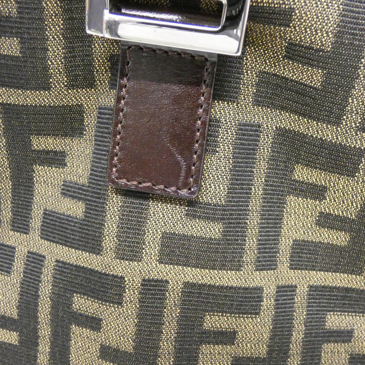 フェンディ ズッカキャンバス トートバッグ