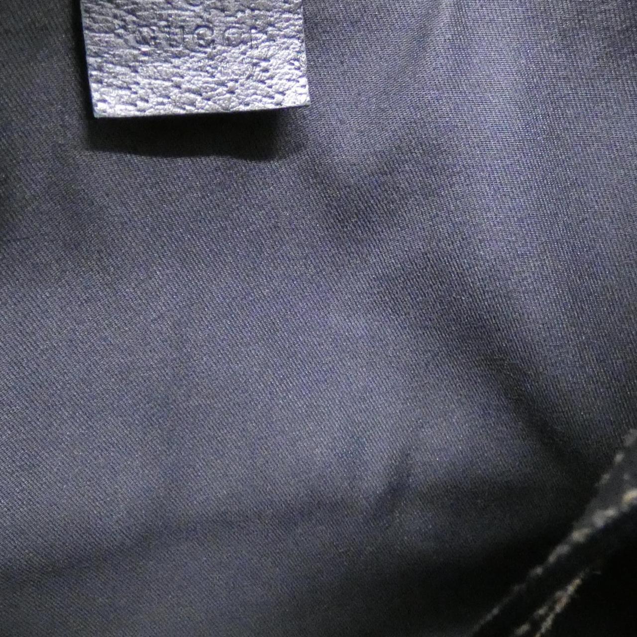 グッチ レザーショルダーバッグ