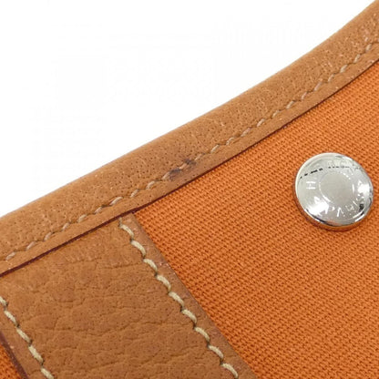 エルメス TROUSSE GARDEN トワルオフィシェ ブッフルスキッパー ポーチ