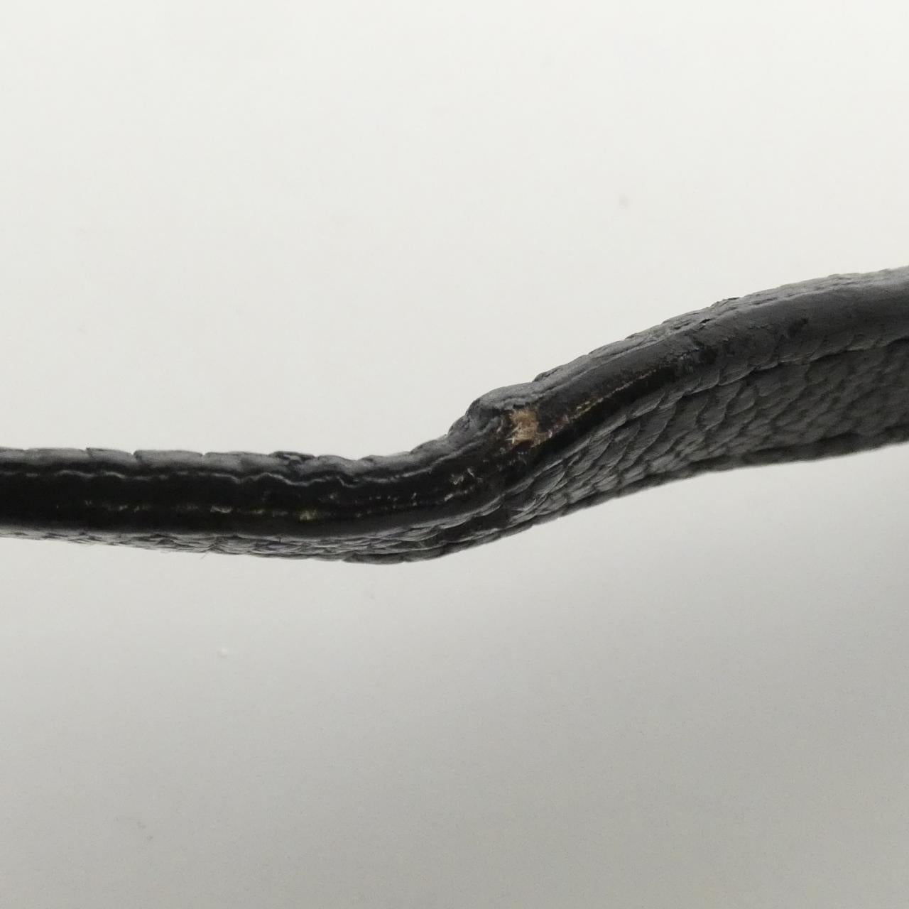 サン・ローラン レザーショルダーバッグ