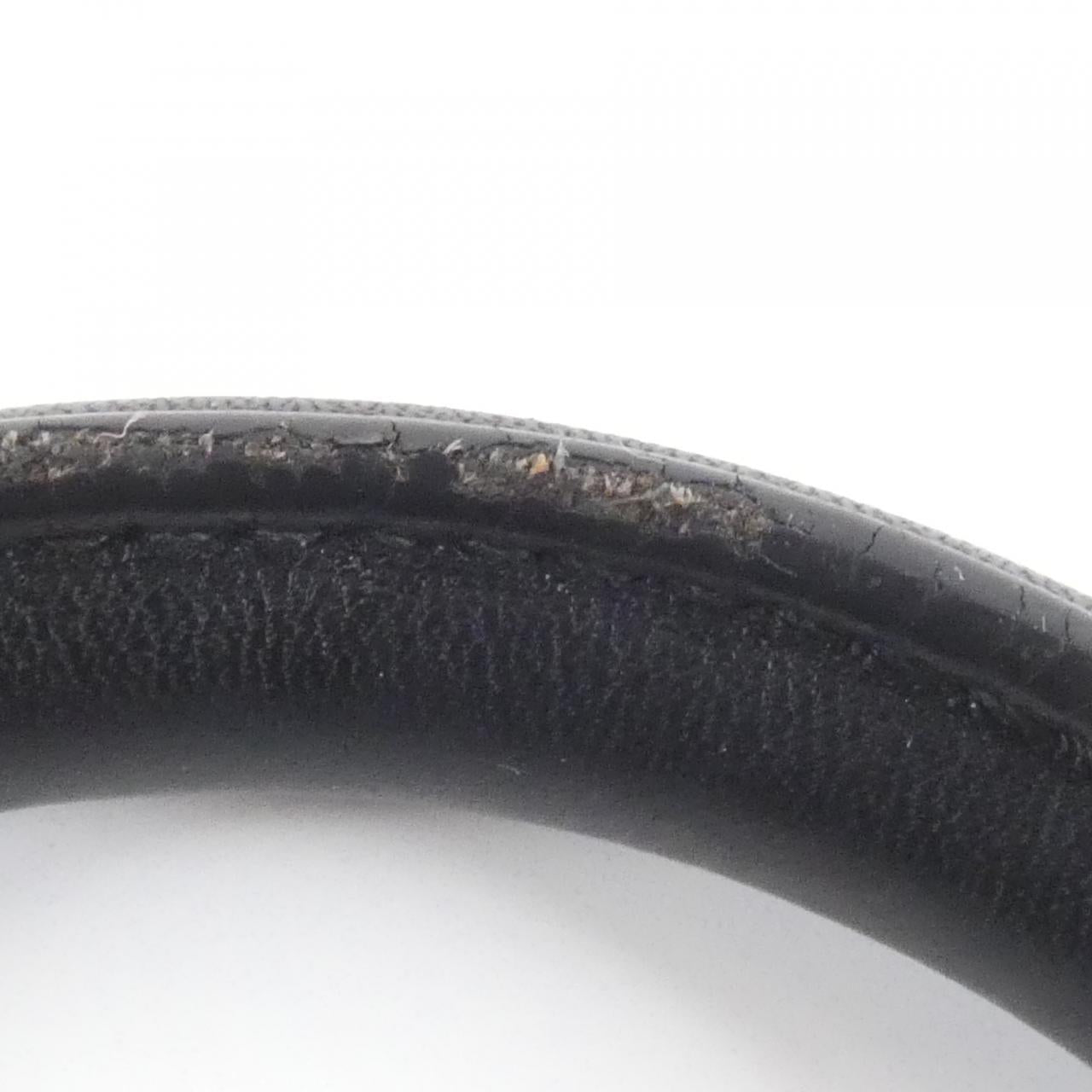 サンローラン Y ライン ミニ カーフ バッグ