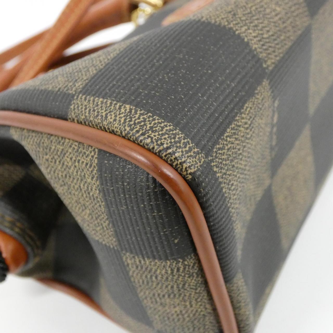 フェンディ コーティング キャンバス ボストン バッグ