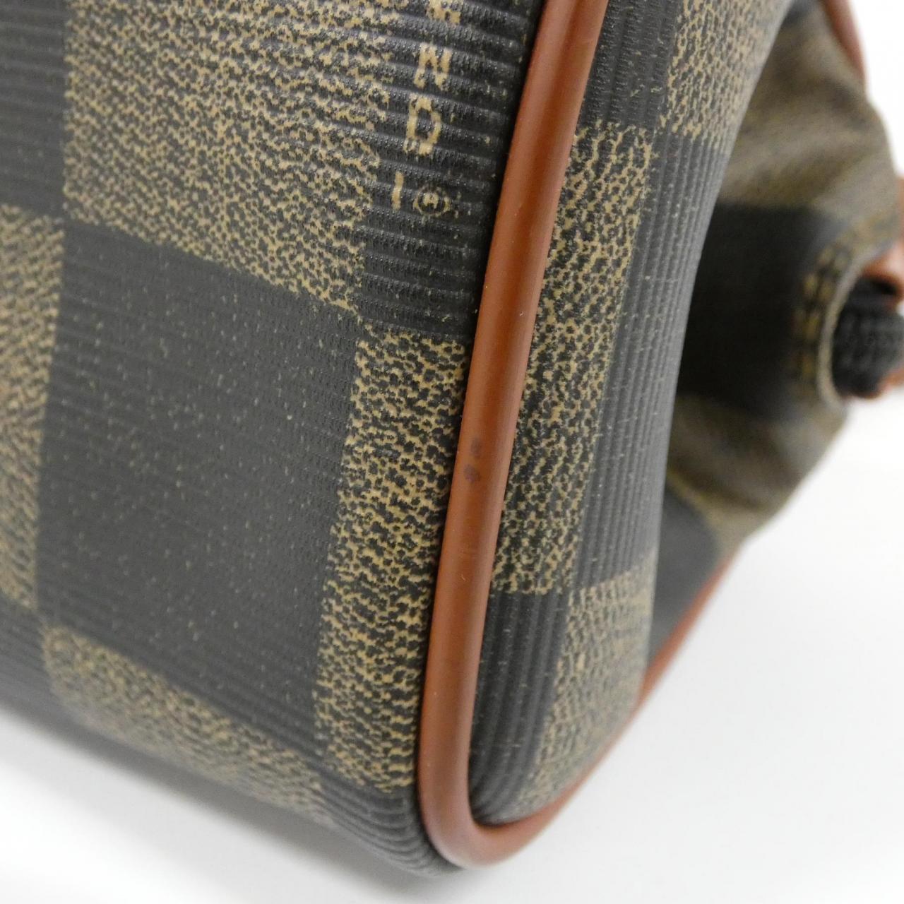 フェンディ コーティング キャンバス ボストン バッグ