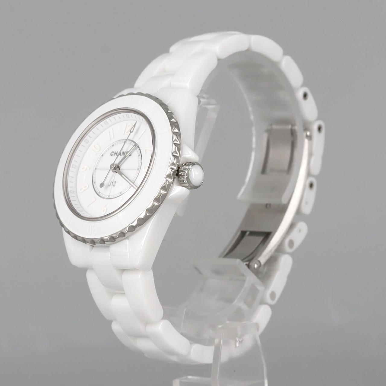 シャネル J12ファントム セラミック クォーツ