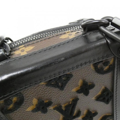 ルイヴィトン モノグラム タフタージュ ヴァーティカル ソフトトランク ショルダーバッグ