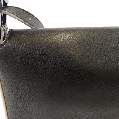 フェンディ BAG BUGS バゲット レザーショルダーバッグ