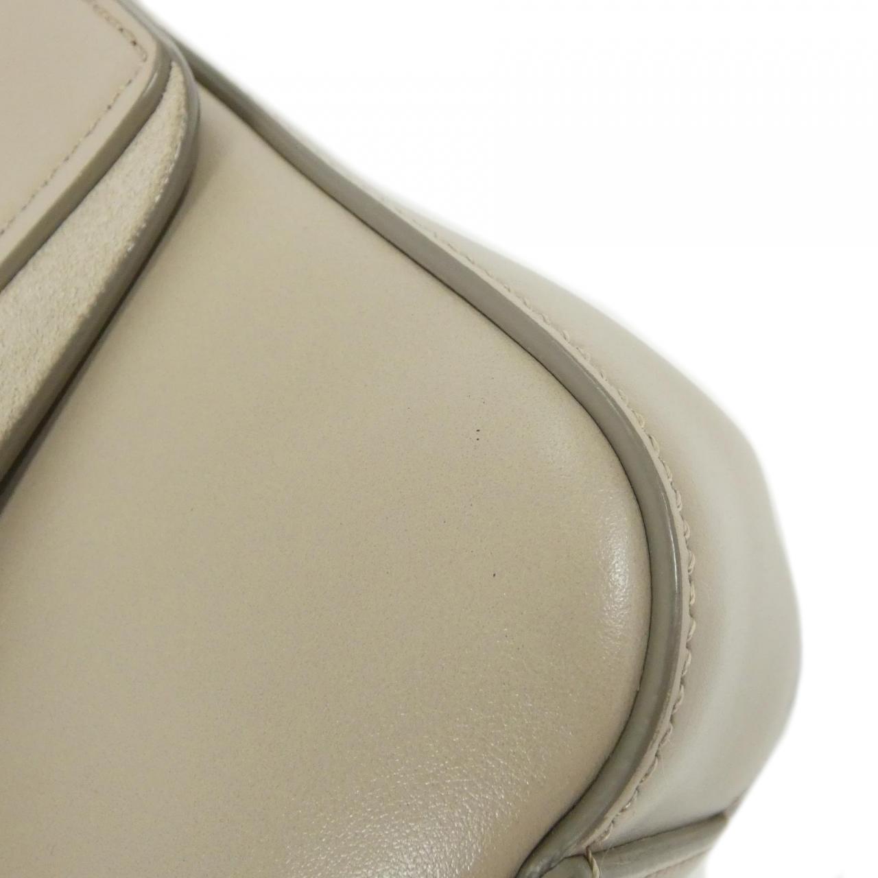 クロエ C カーフ スエード ショルダー バッグ