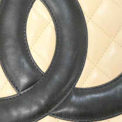 シャネル カンボンライン カーフ ショルダーバッグ