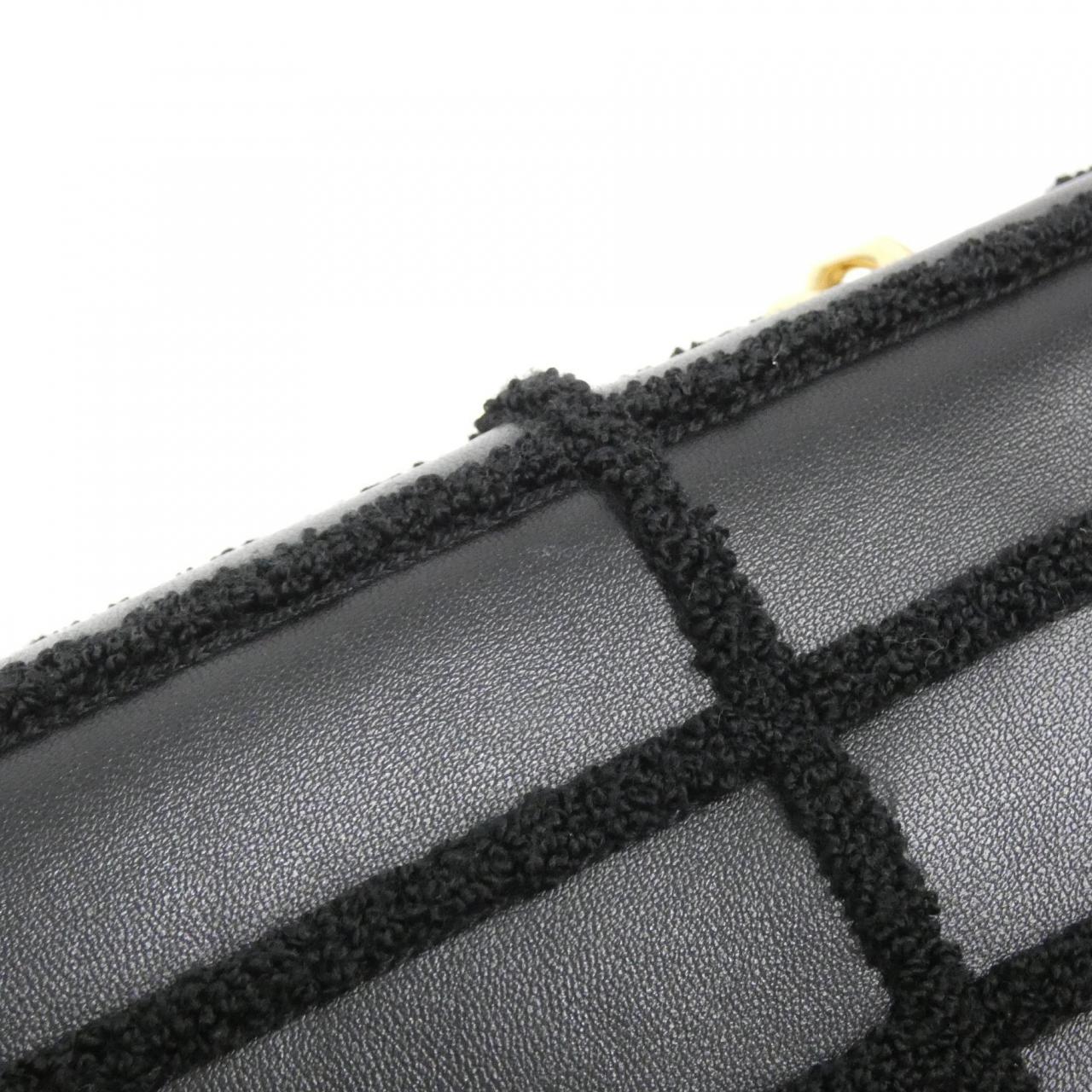 セリーヌ レザー パイル ショルダーバッグ