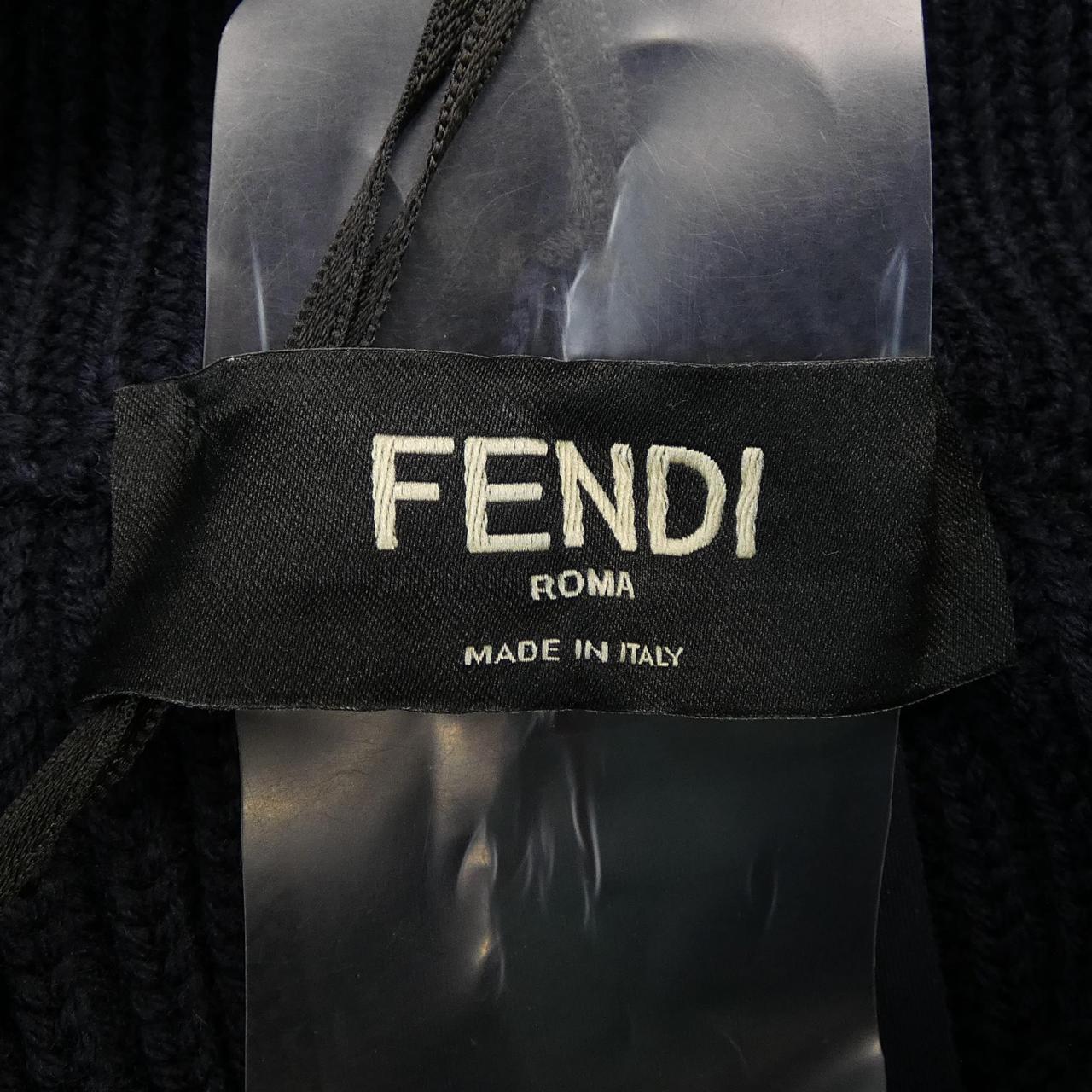 フェンディ ニット