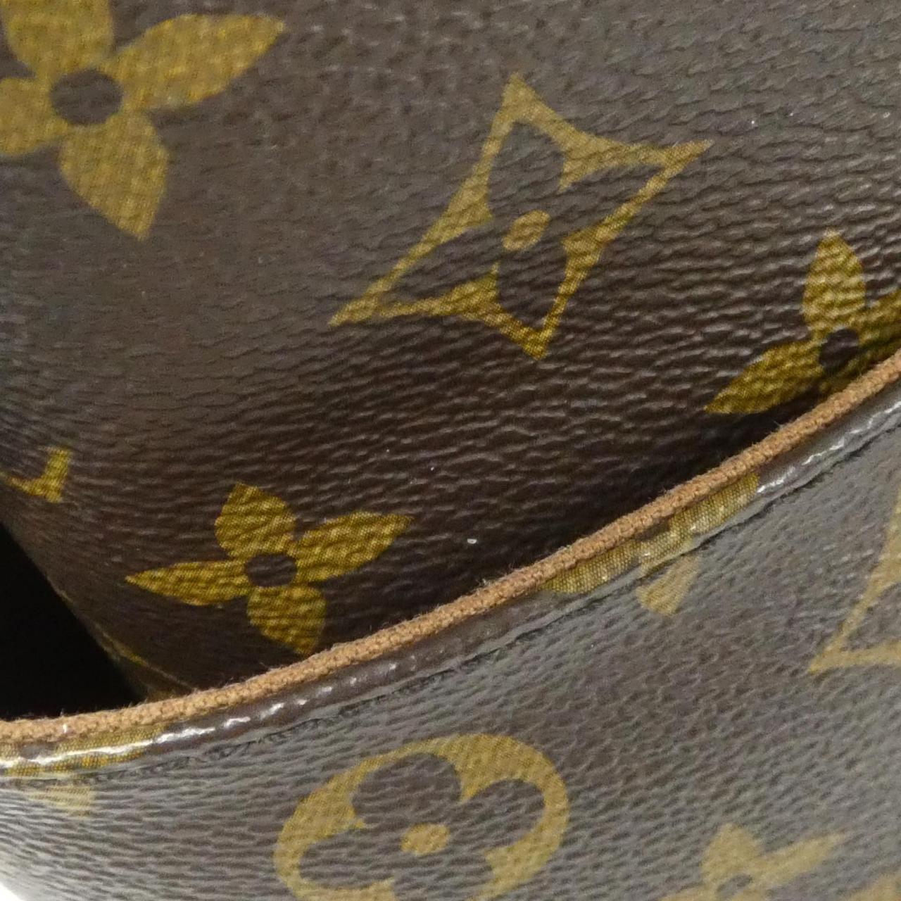 ルイヴィトン トータリー モノグラム トートバッグ