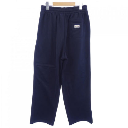 グッチ ドレスパンツ