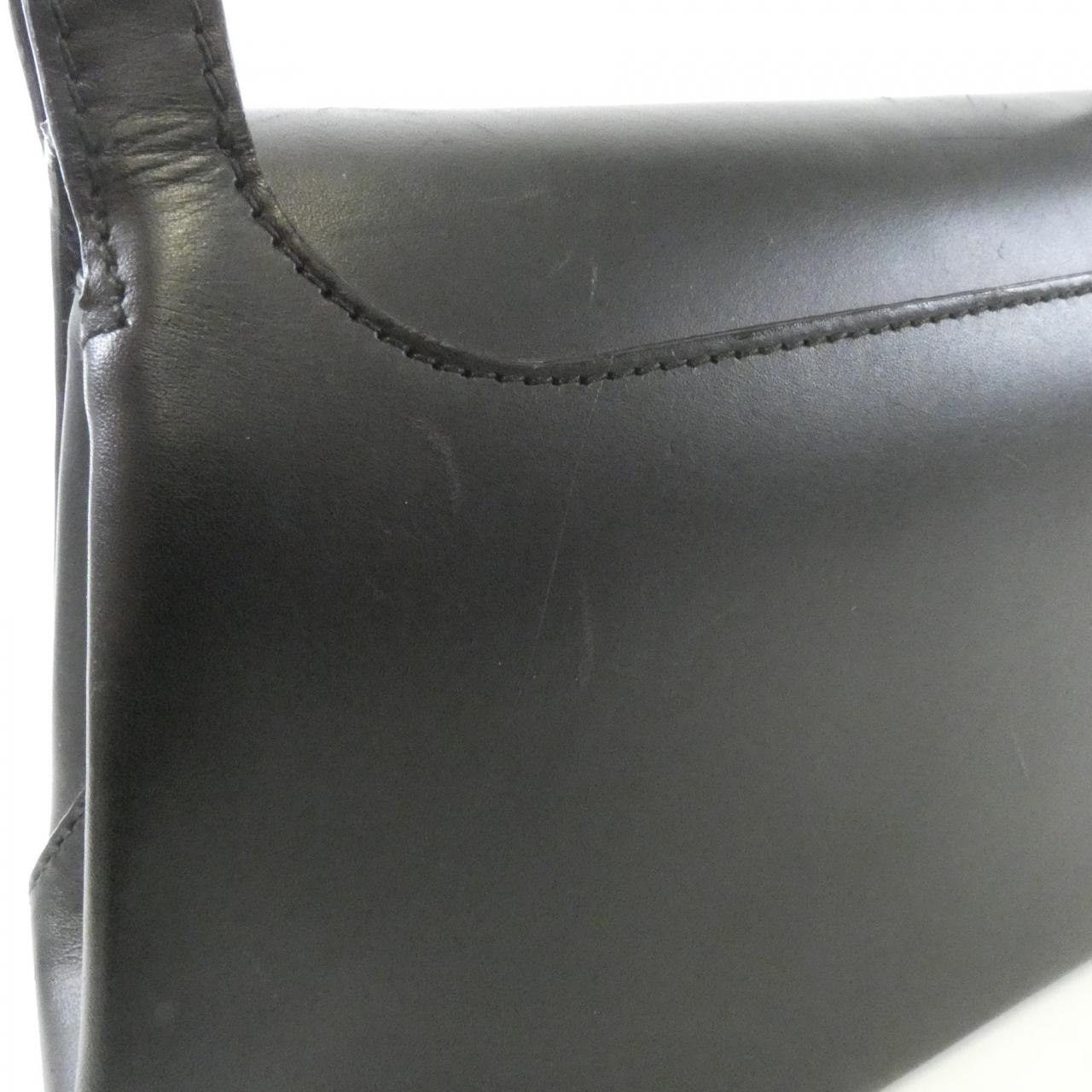 グッチ レザーショルダーバッグ