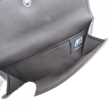 フェンディ キャンバス レザー 財布