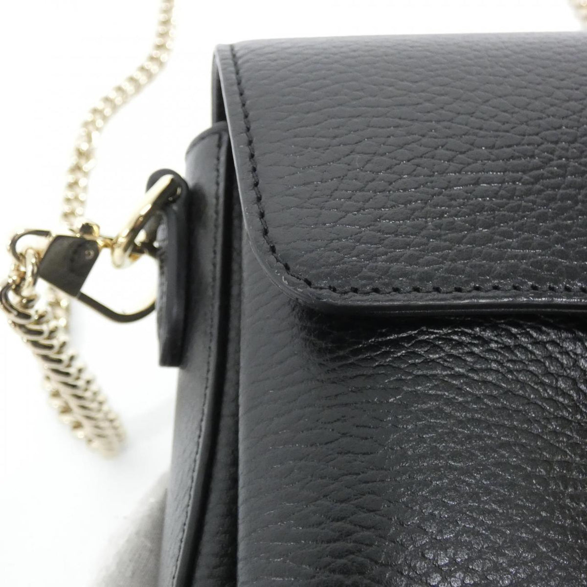 グッチ レザーショルダーバッグ