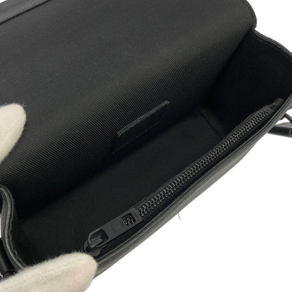 ルイヴィトン LVエアログラム ファストライン ウェアラブルウォレット カーフ ショルダーバッグ
