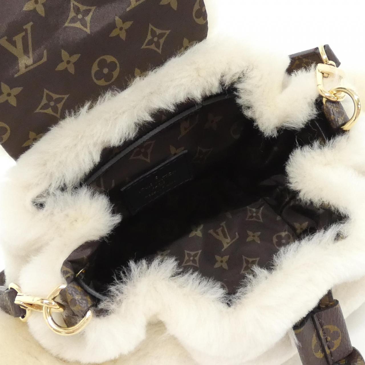 ルイヴィトン LV SKI ナノ テディ シアリング バックパック