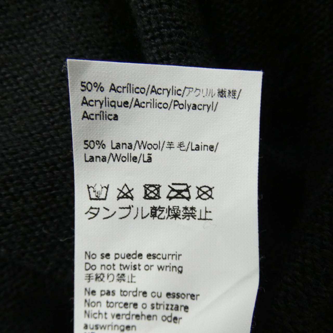 ロエベ ニット