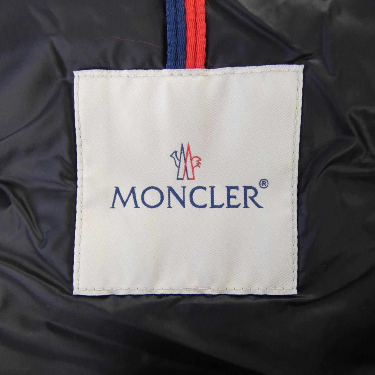 モンクレール MONTREUIL ダウンベスト