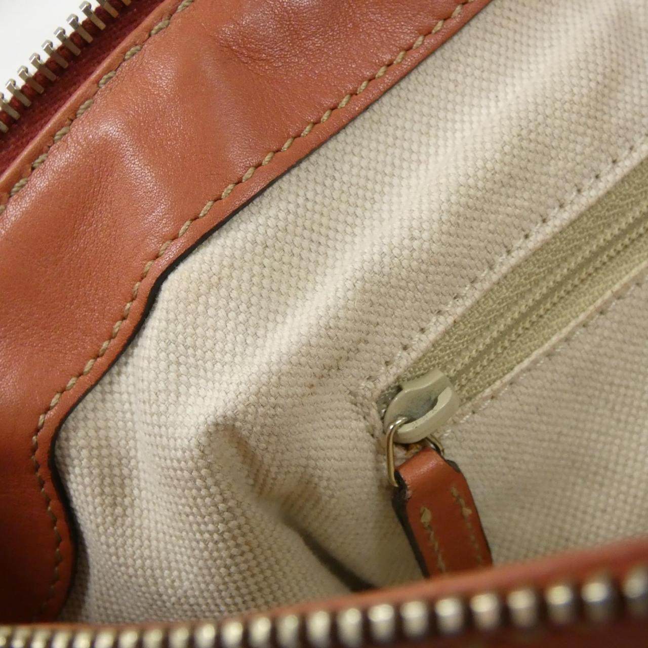 グッチ グッチシマレザーショルダーバッグ