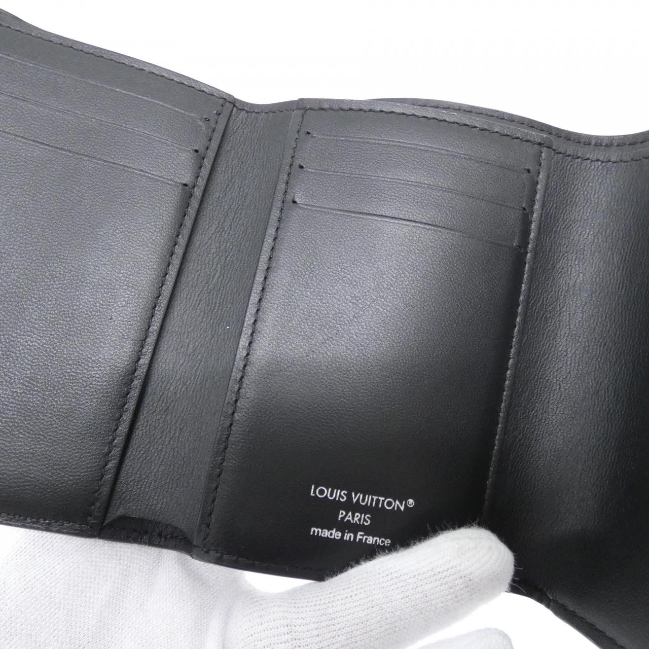 ルイヴィトン マヒナ レザー財布