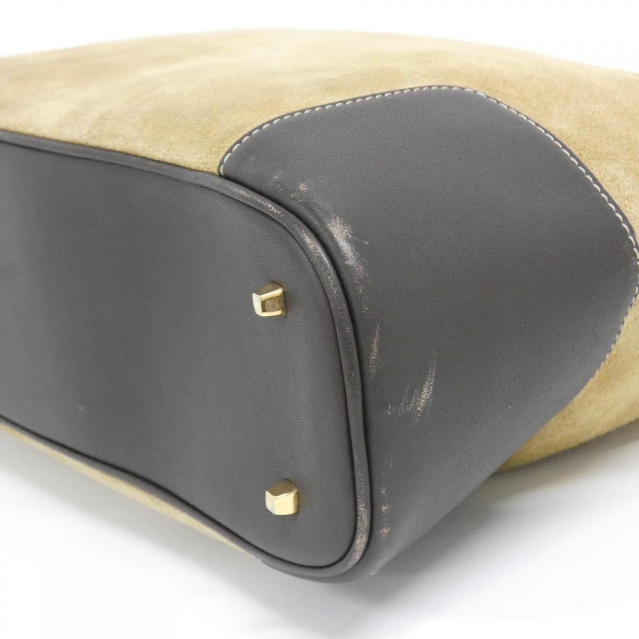 ロエベ スエードショルダーバッグ